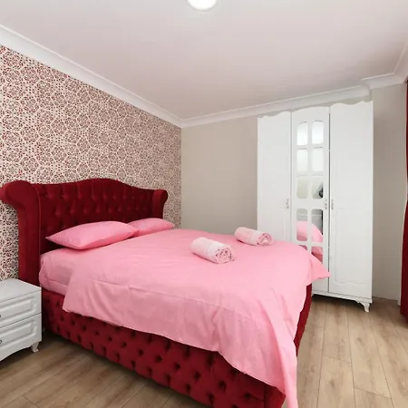 Apartment Uzay 2